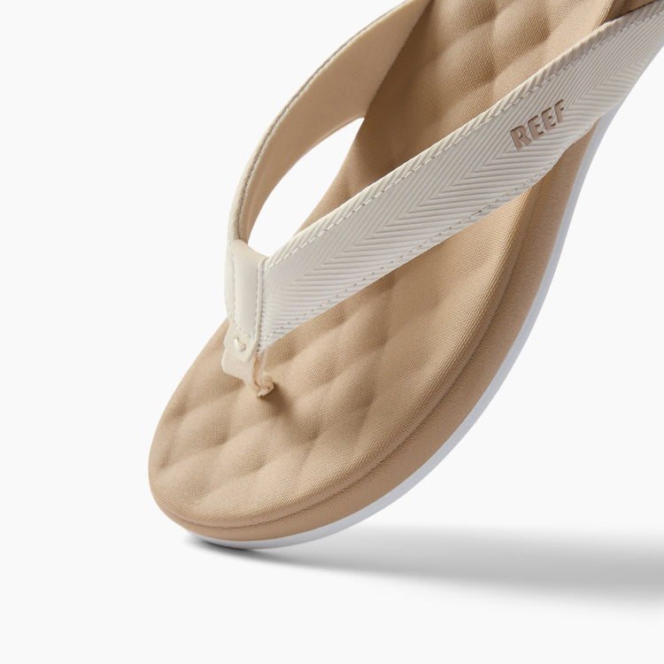 REEF WOMEN CUSHION MELODY SAND